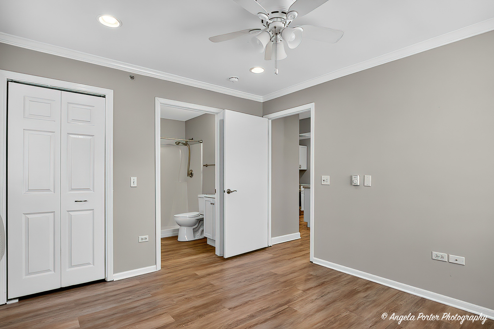 1443 Spring Brook Court #1C, Round Lake Beach, IL 60073