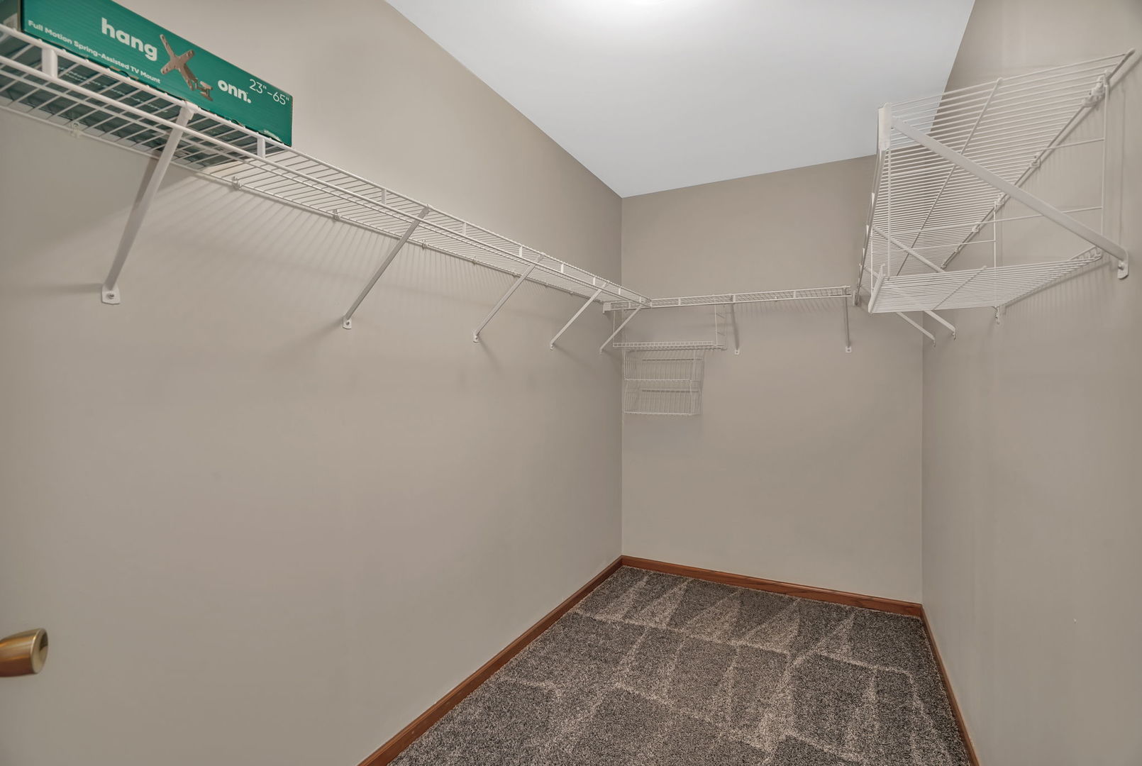 235 Springbrook Trail, Oswego, IL 60543