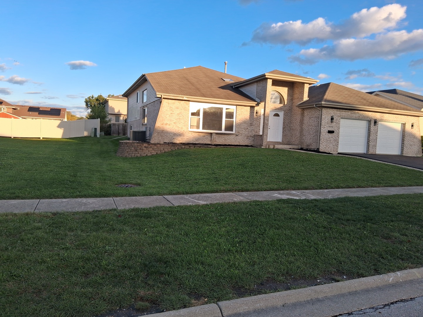 19013 Amlin Lane, Country Club Hills, IL 60478