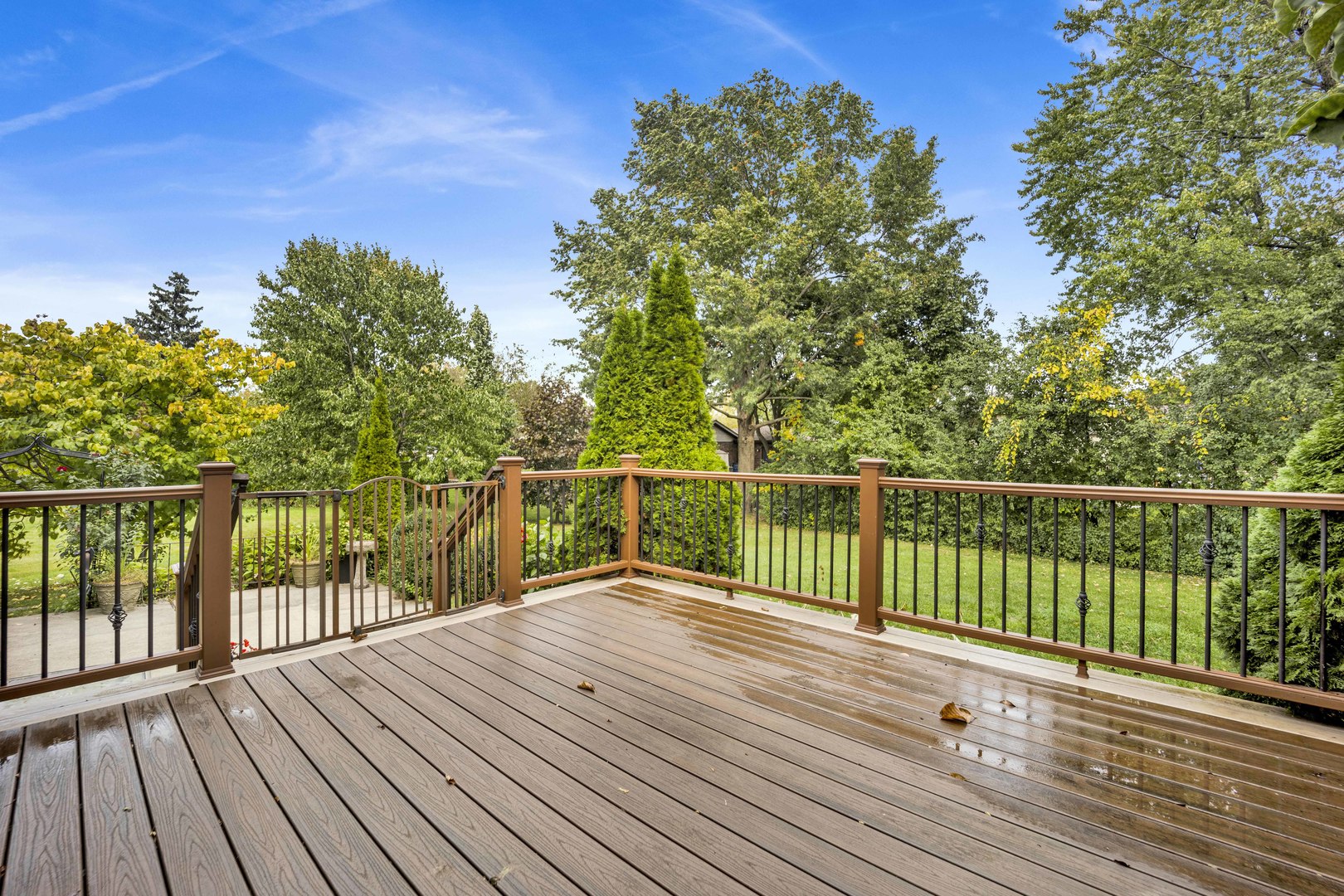 823 N Harrow Court, Addison, IL 60101