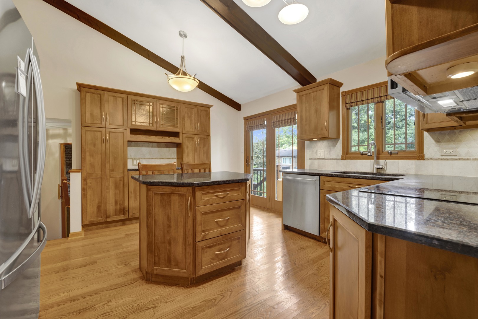 823 N Harrow Court, Addison, IL 60101