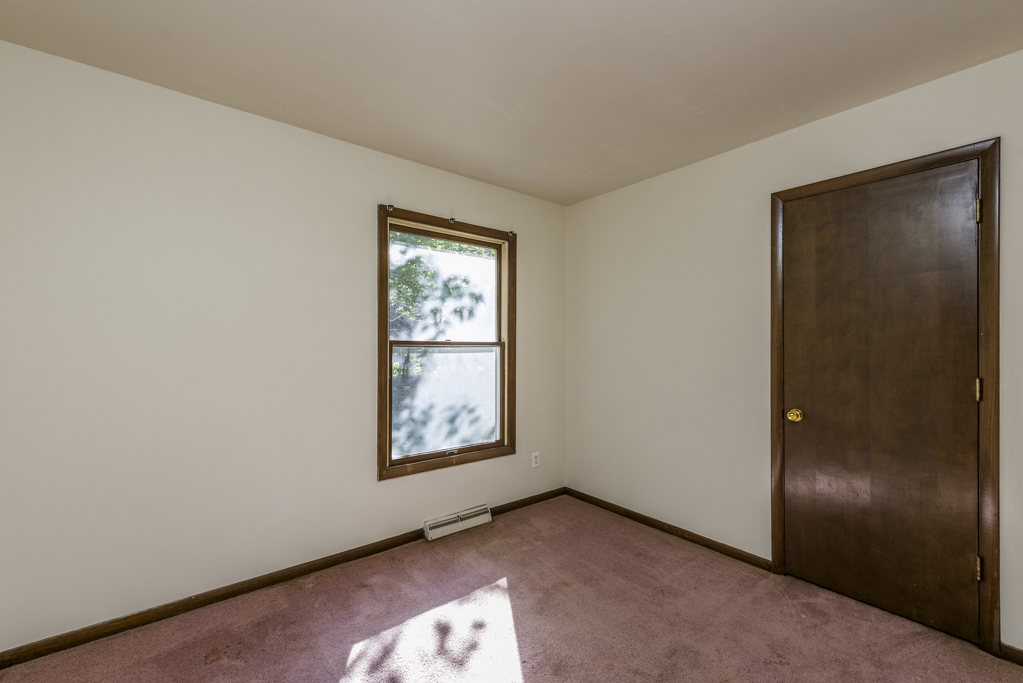 16675 W Applewood Court, Gurnee, IL 60031