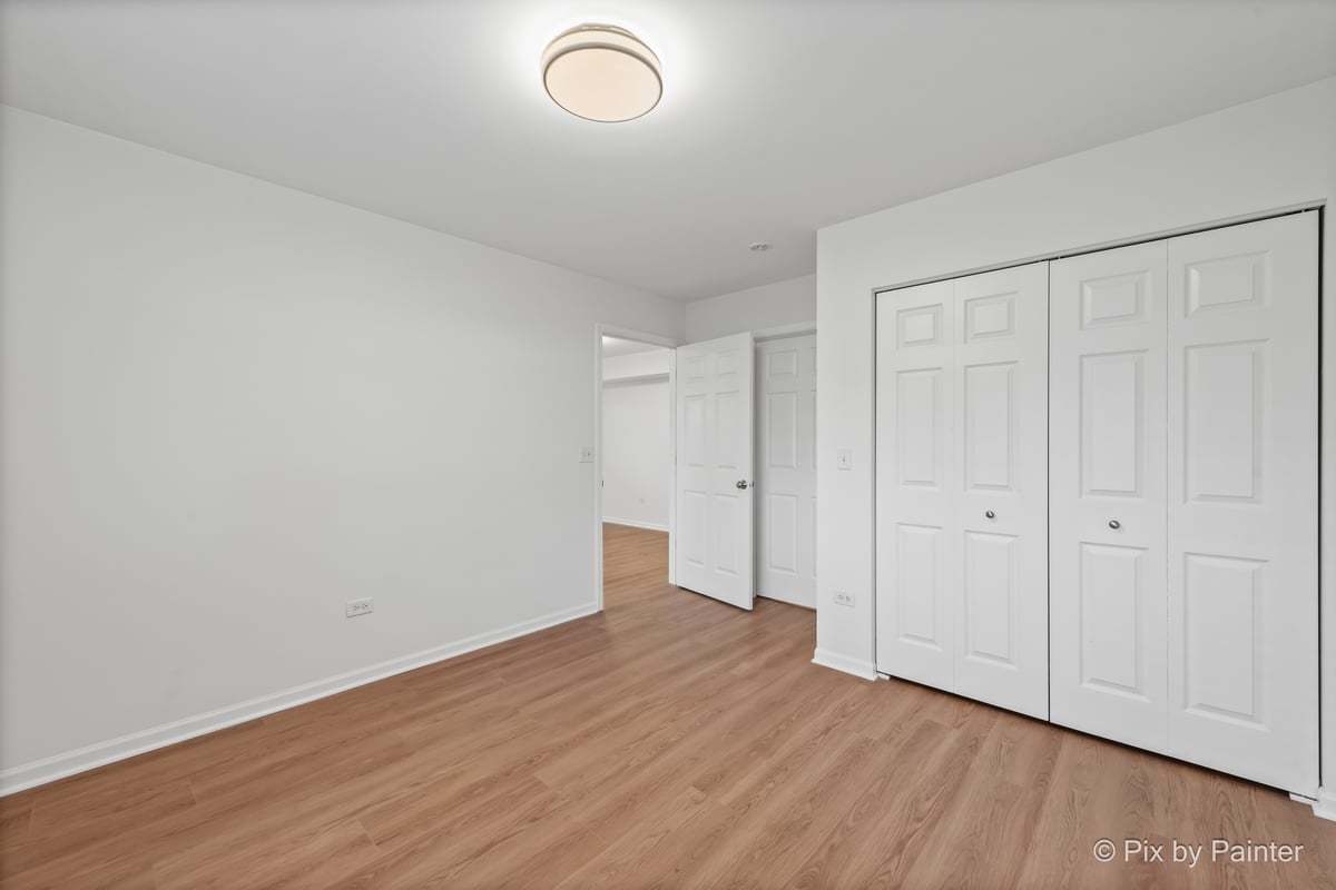 920 Charlton Lane #920, Naperville, IL 60563