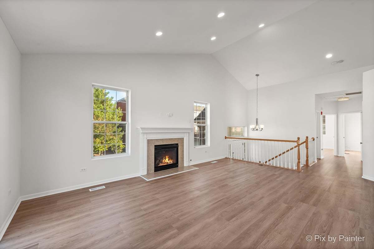 920 Charlton Lane #920, Naperville, IL 60563