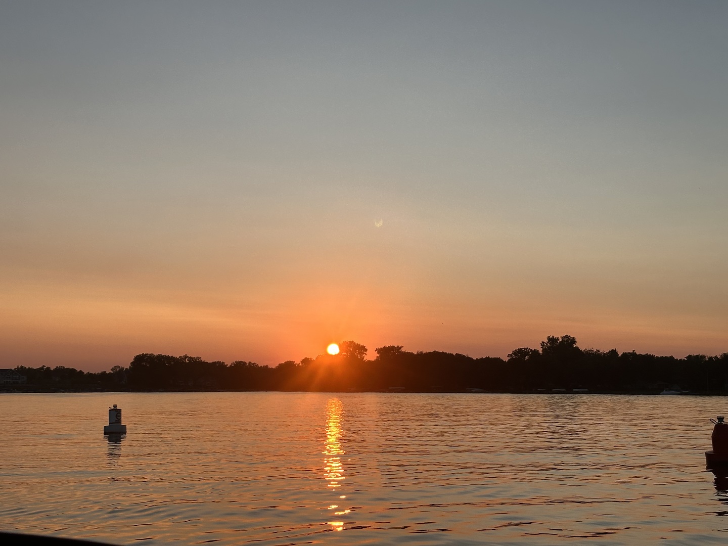 23231 W Lake Shore Drive, Antioch, IL 60002