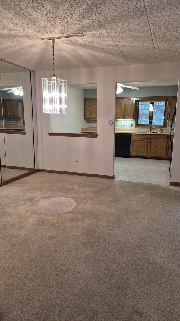 10845 S 84th Avenue #2A, Palos Hills, IL 60465