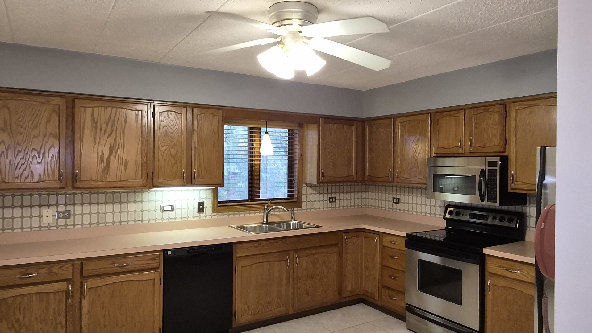 10845 S 84th Avenue #2A, Palos Hills, IL 60465