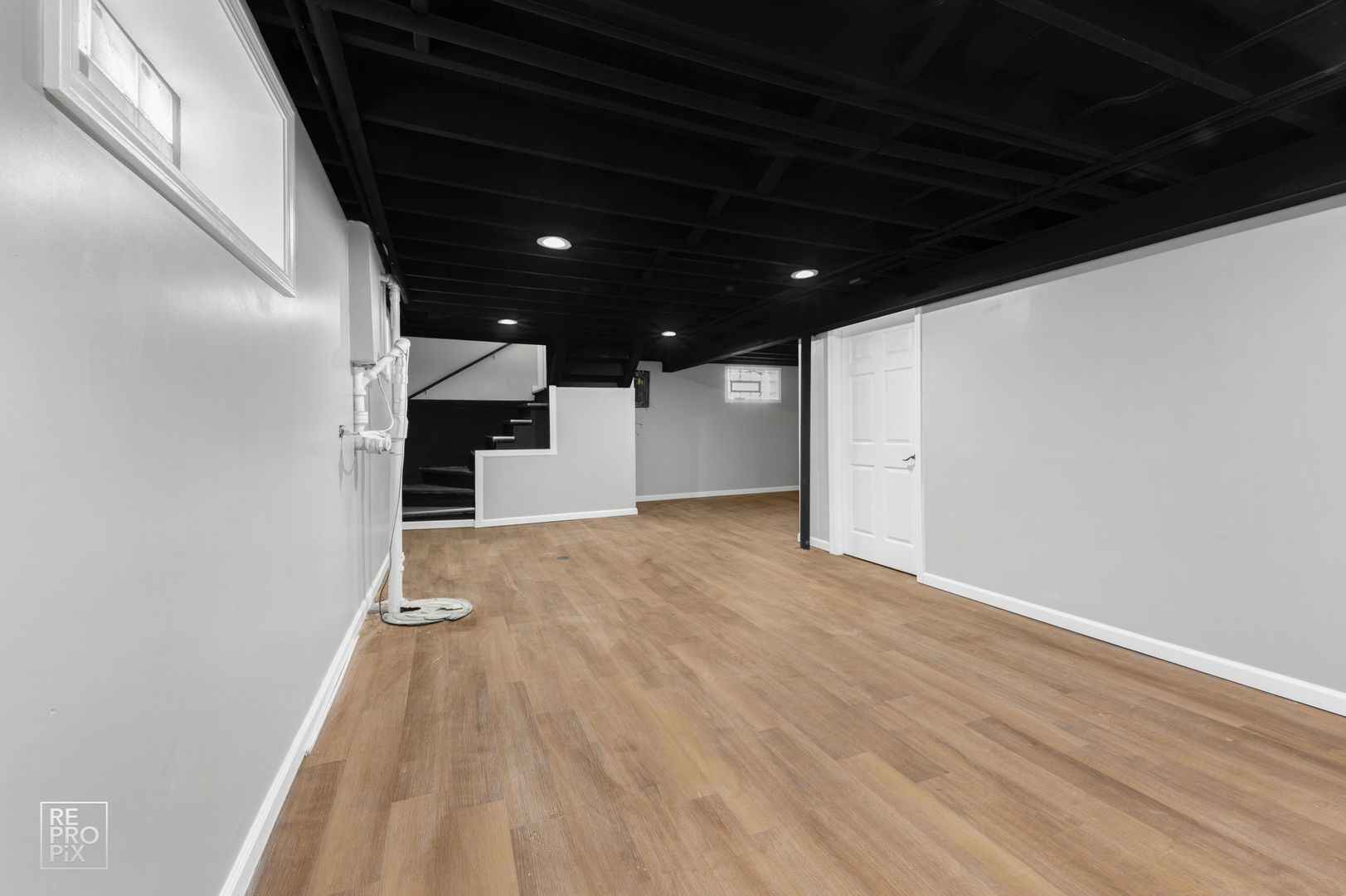 9134 S Marquette Avenue, Chicago, IL 60617