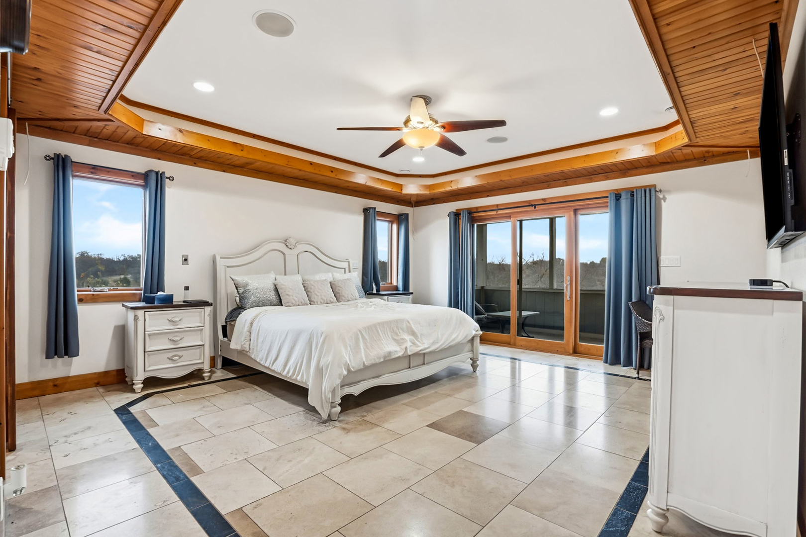 5A142 Fair Oaks Court, Apple River, IL 61001