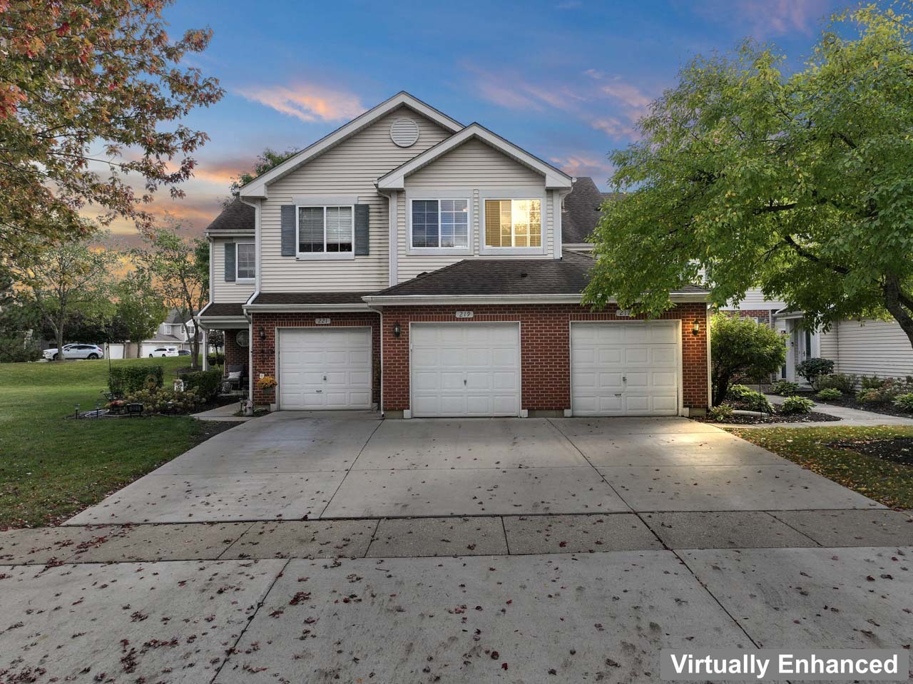 217 Sierra Pass Drive, Schaumburg, IL 60194