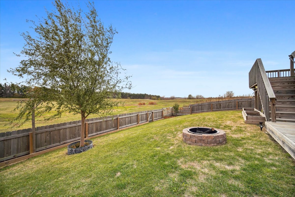 52 Winding Way, Bloomington, IL 61705