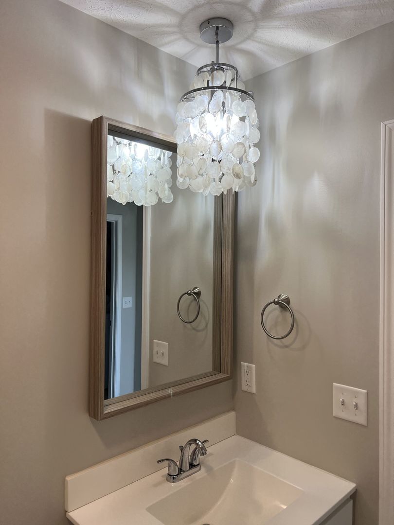 52 Winding Way, Bloomington, IL 61705