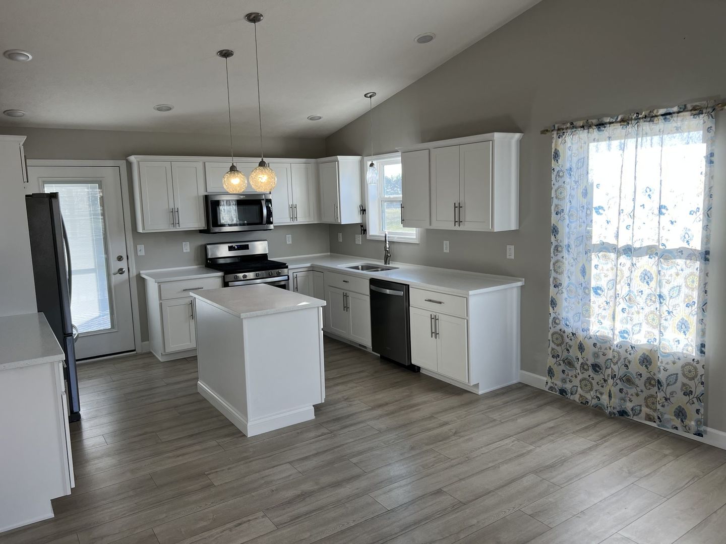 52 Winding Way, Bloomington, IL 61705