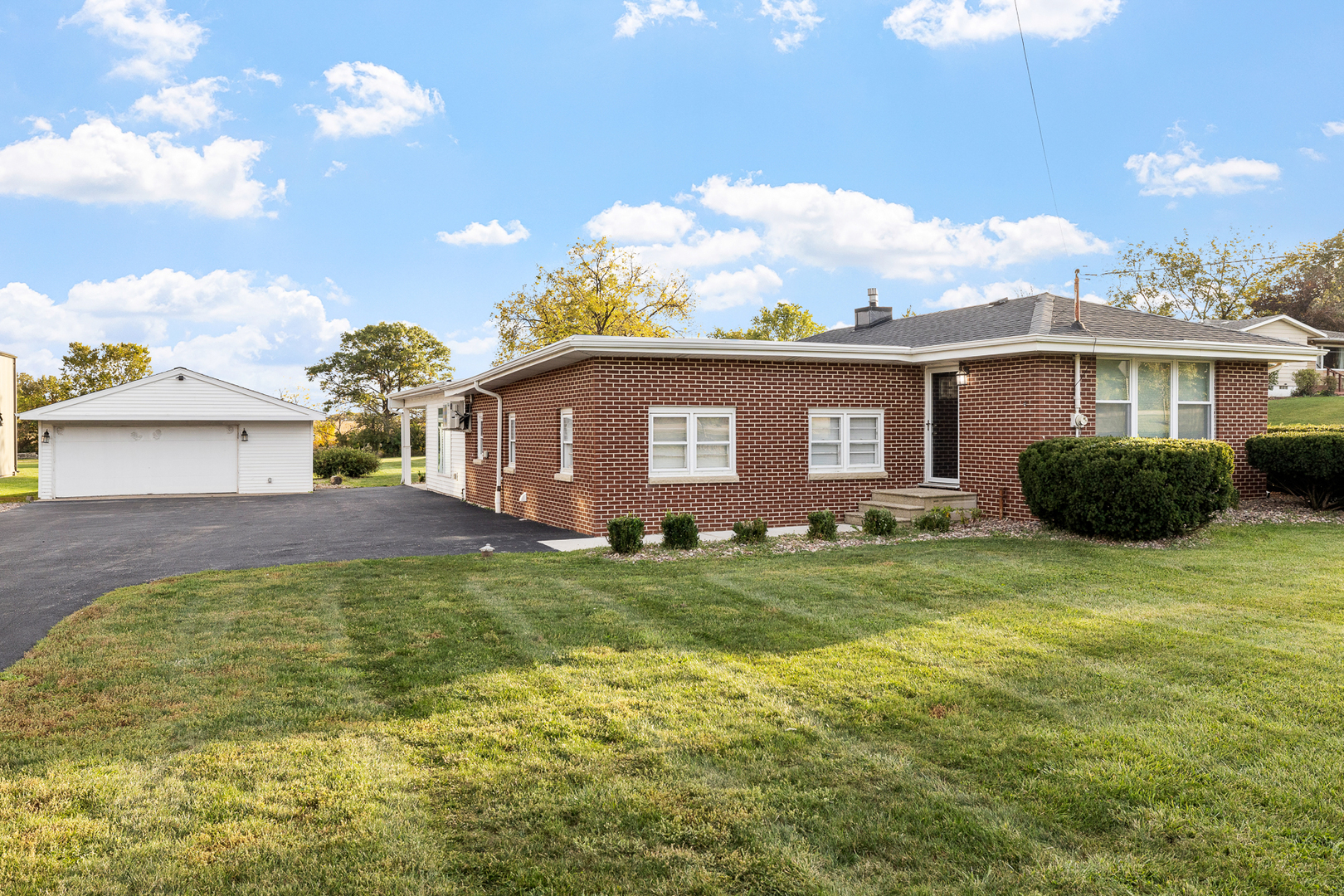 15617 W 159th Street, Homer Glen, IL 60491