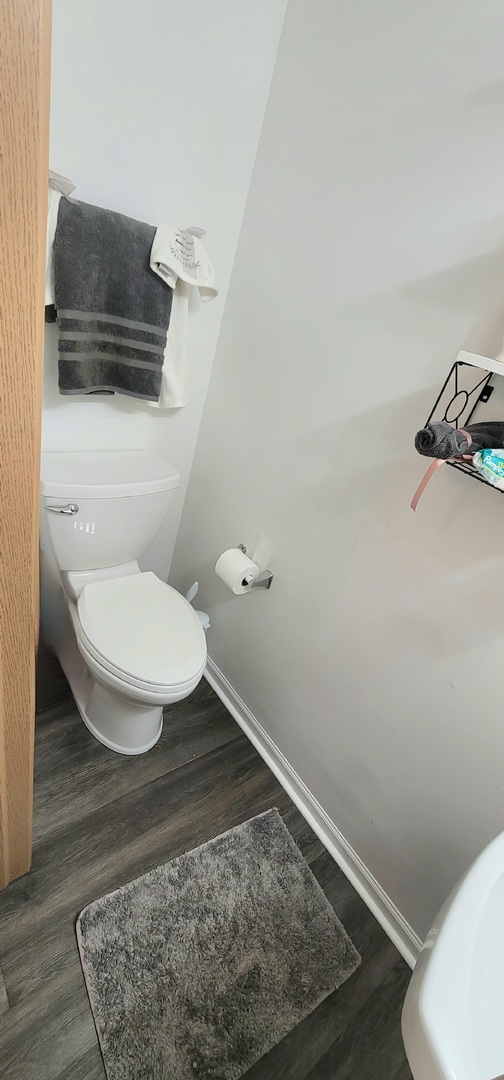 1653 Victoria Park Circle, Aurora, IL 60504