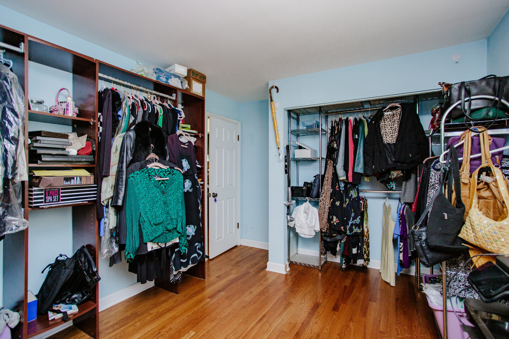 1849 W Spring Ridge Drive, Arlington Heights, IL 60004