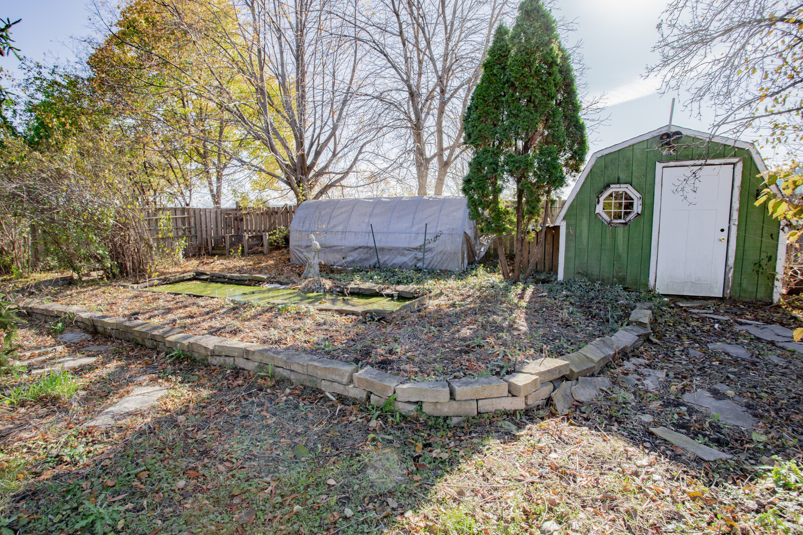 1849 W Spring Ridge Drive, Arlington Heights, IL 60004