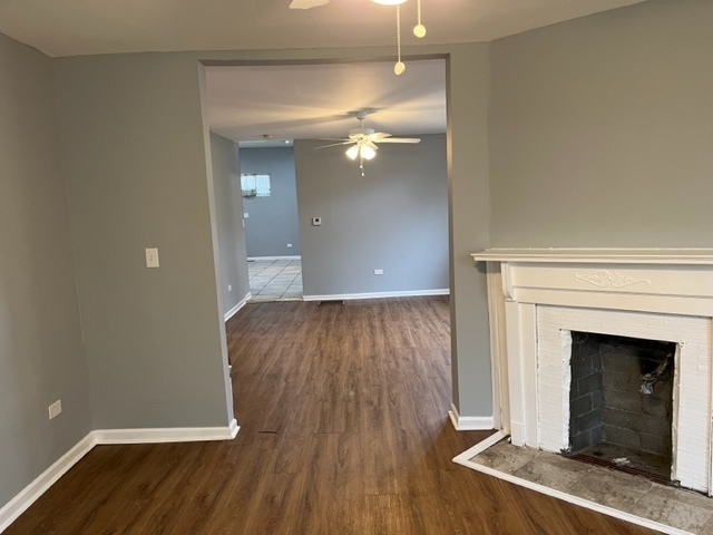 8153 S Exchange Avenue, Chicago, IL 60617
