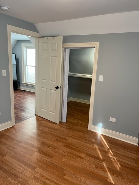 8153 S Exchange Avenue, Chicago, IL 60617
