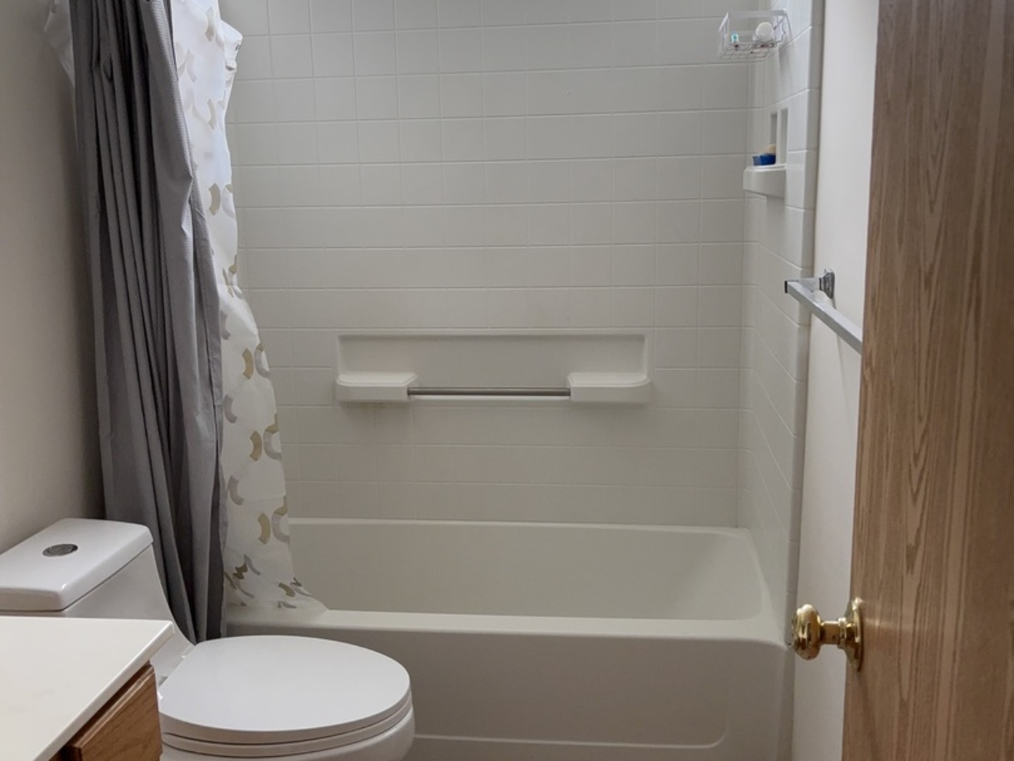 Round Lake, IL 60073