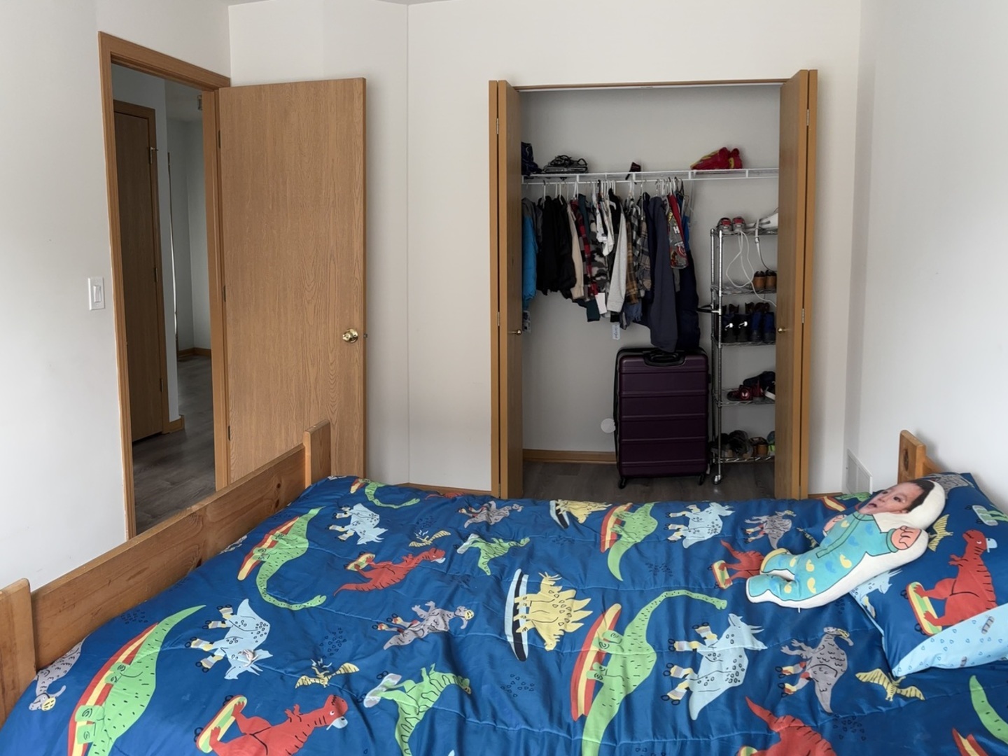 Round Lake, IL 60073