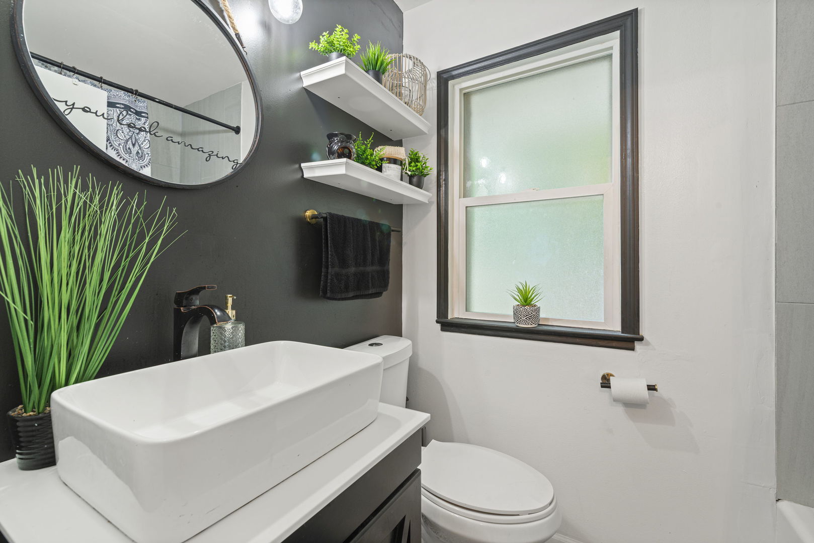 419 Longwood Drive, Chicago Heights, IL 60411