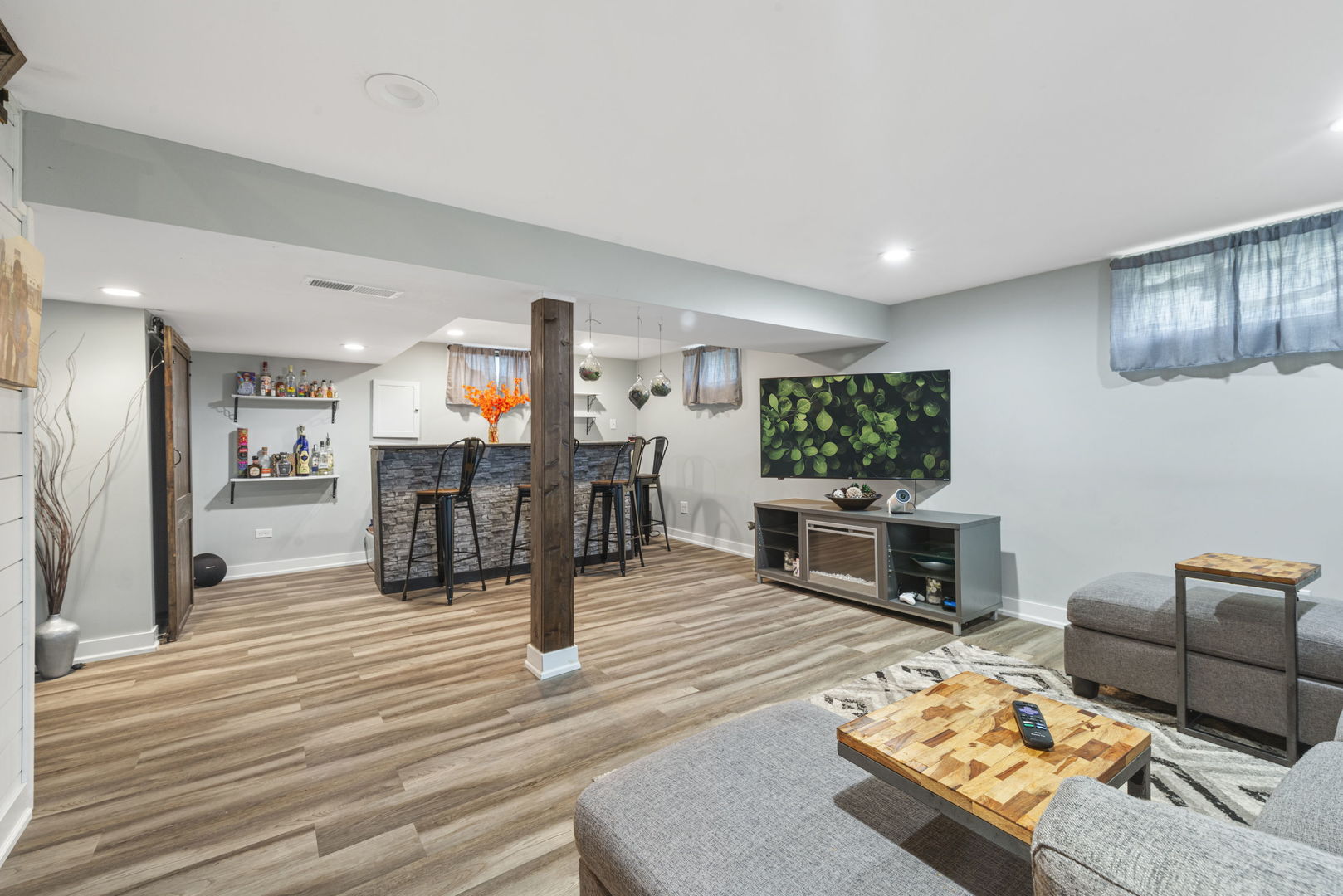 419 Longwood Drive, Chicago Heights, IL 60411