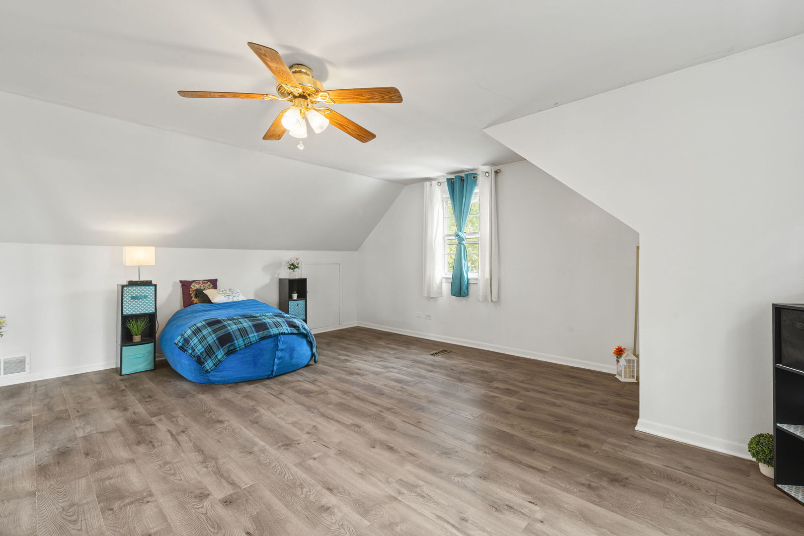 419 Longwood Drive, Chicago Heights, IL 60411