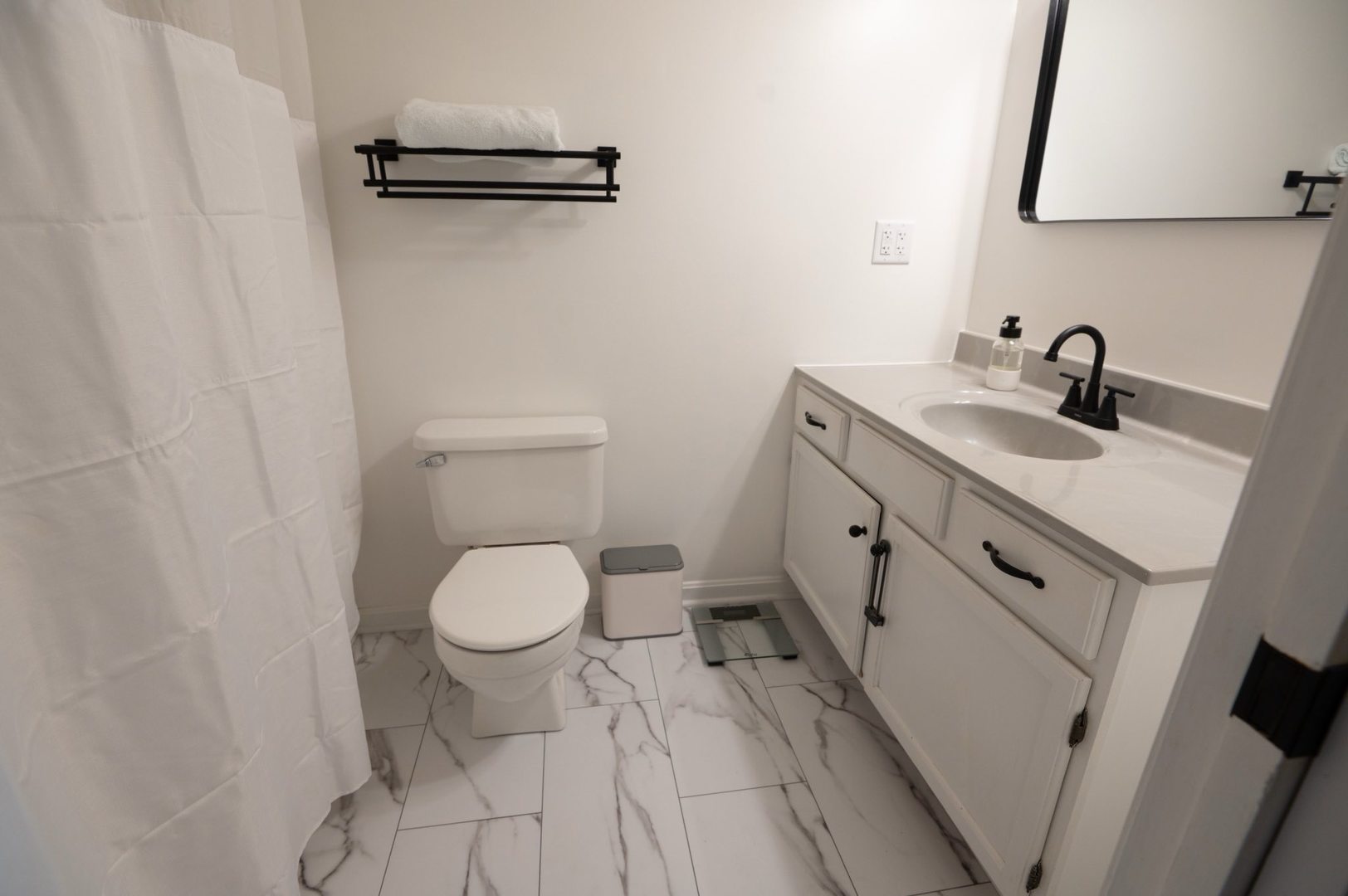 155 E Clay Street, El Paso, IL 61738