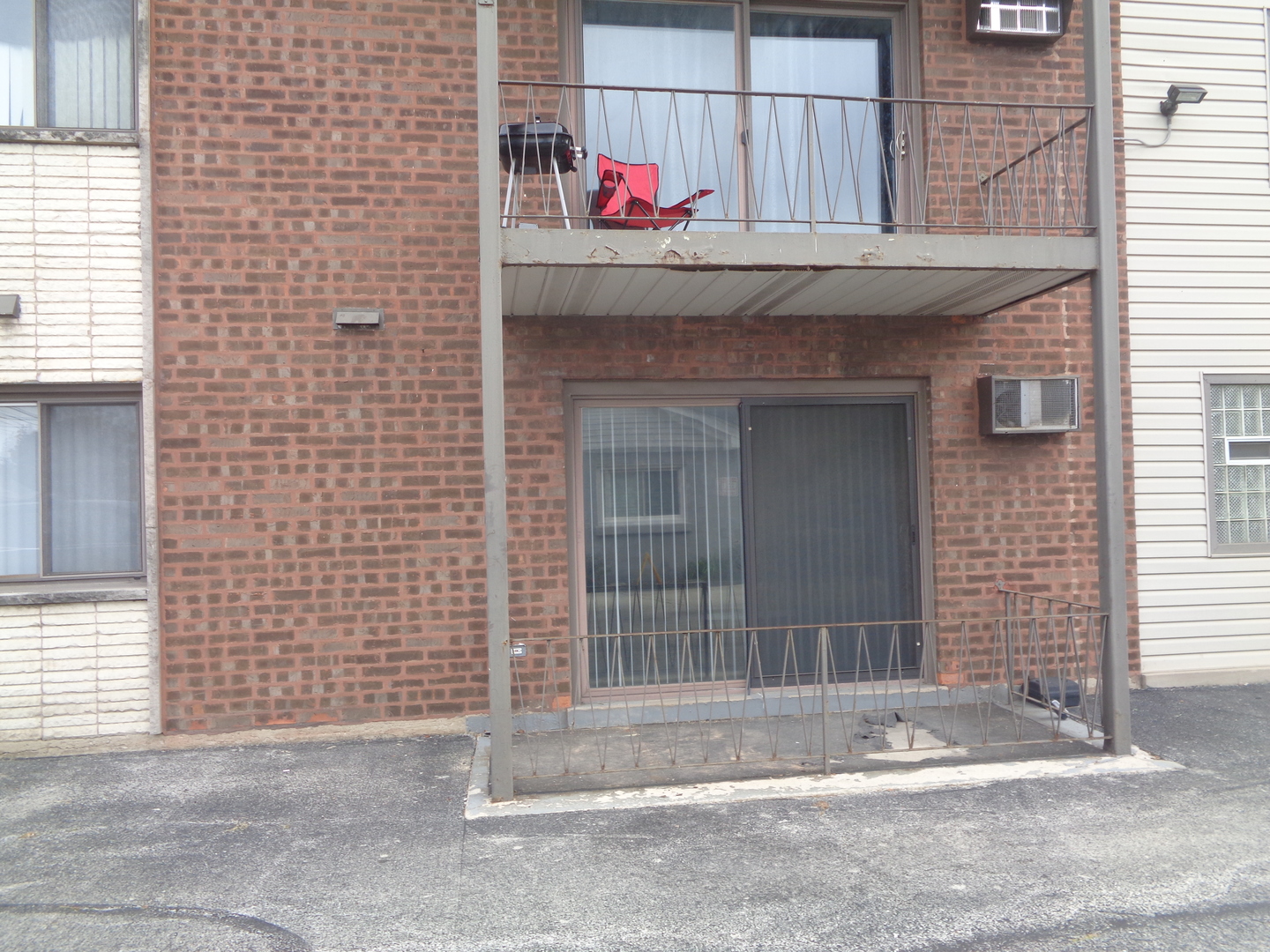 5724 111th Street #1C, Chicago Ridge, IL 60415