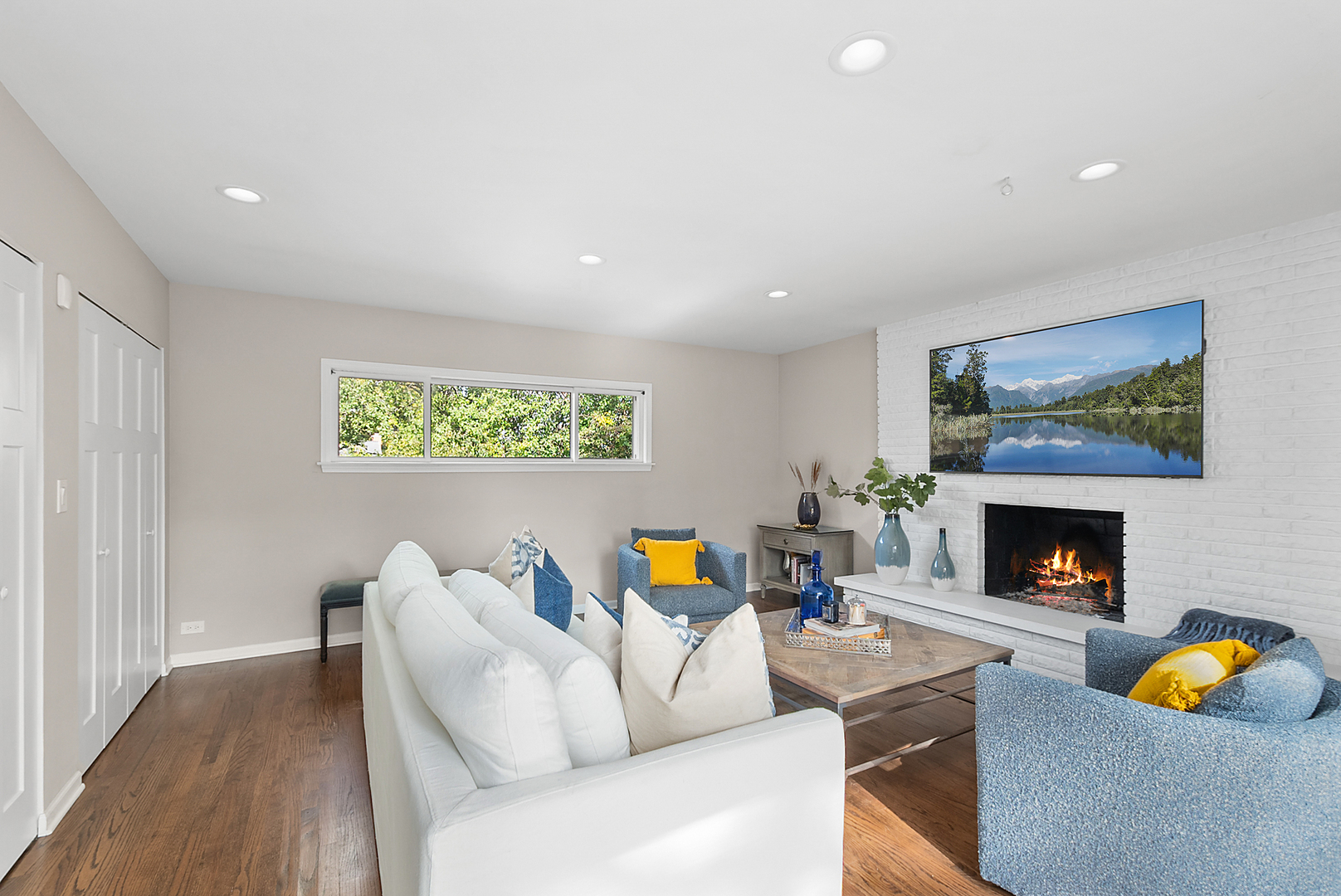 6221 Linden Lane, La Grange Highlands, IL 60525