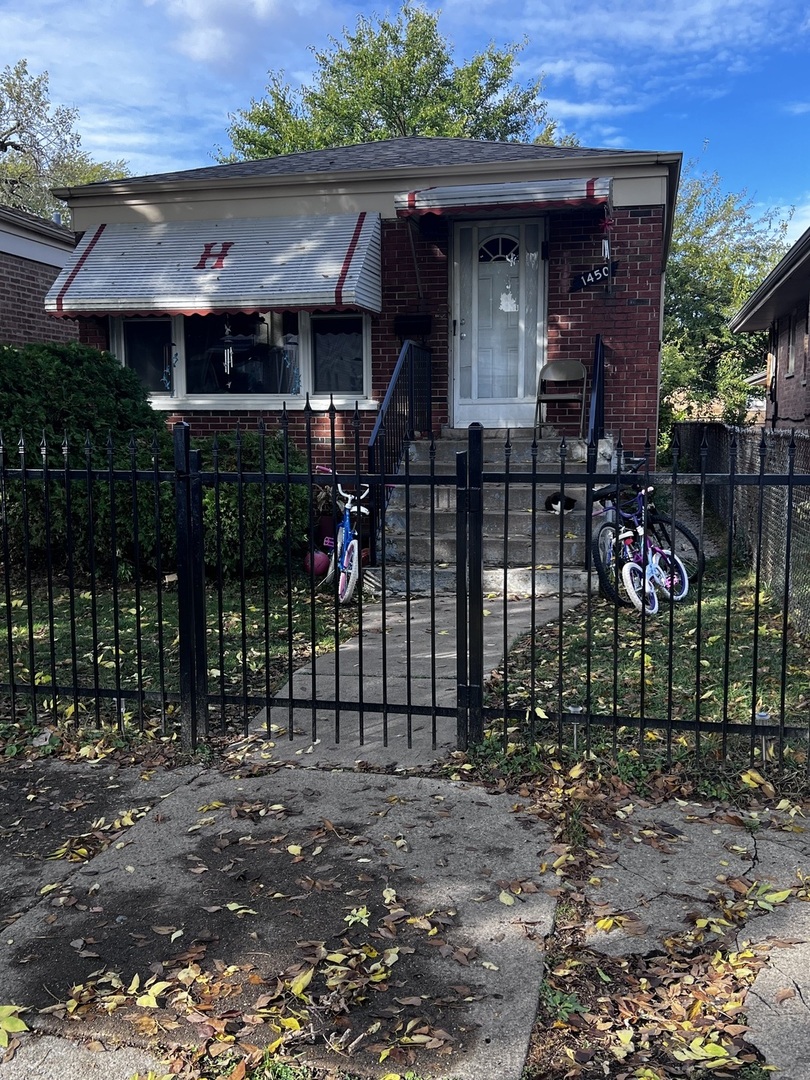 1450 W 114th Place, Chicago, IL 60643
