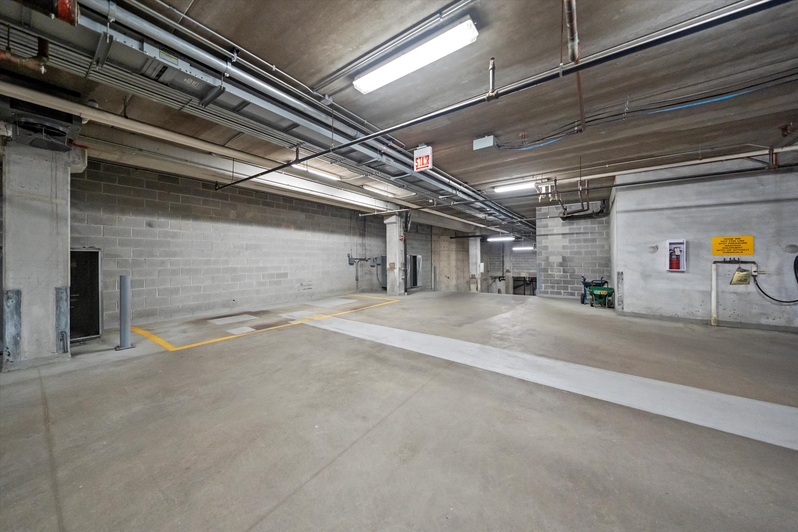 811 W 15th Place #709, Chicago, IL 60608