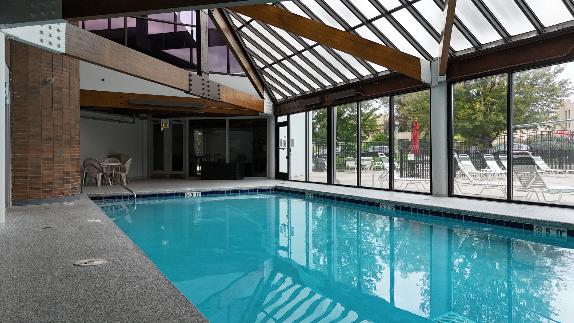 2 S Atrium Way #203, Elmhurst, IL 60126