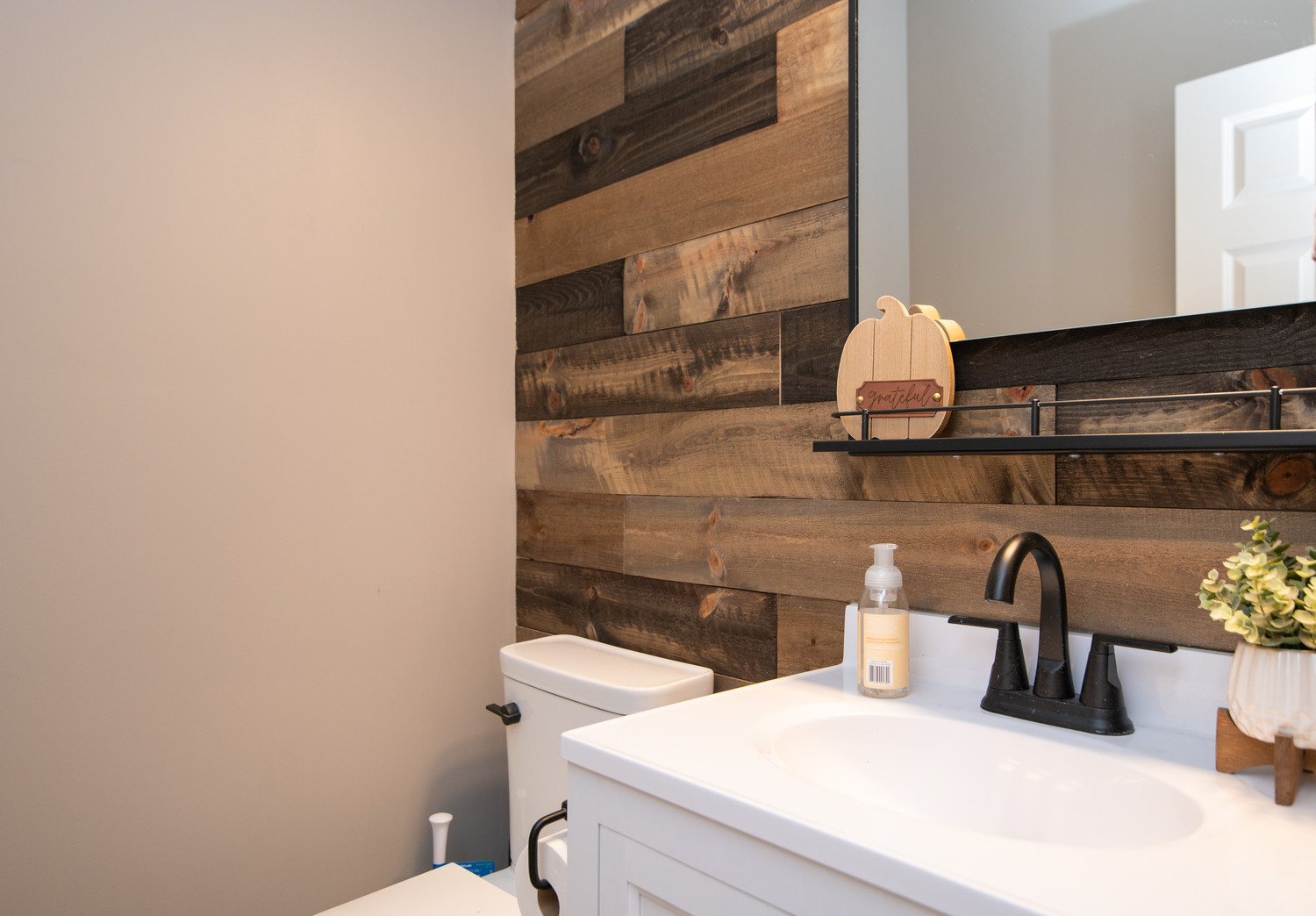 26536 W Red Apple Road, Plainfield, IL 60585