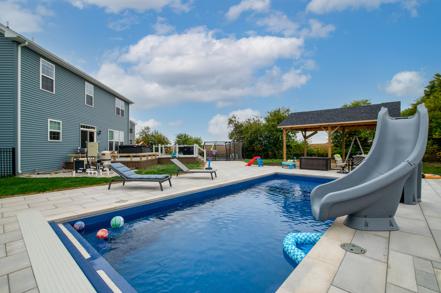 26536 W Red Apple Road, Plainfield, IL 60585