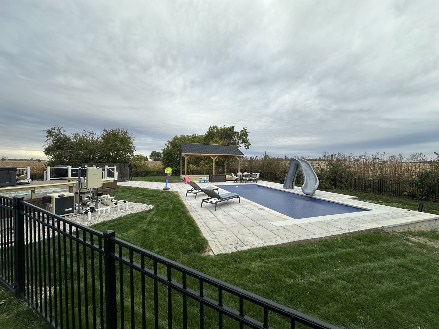 26536 W Red Apple Road, Plainfield, IL 60585