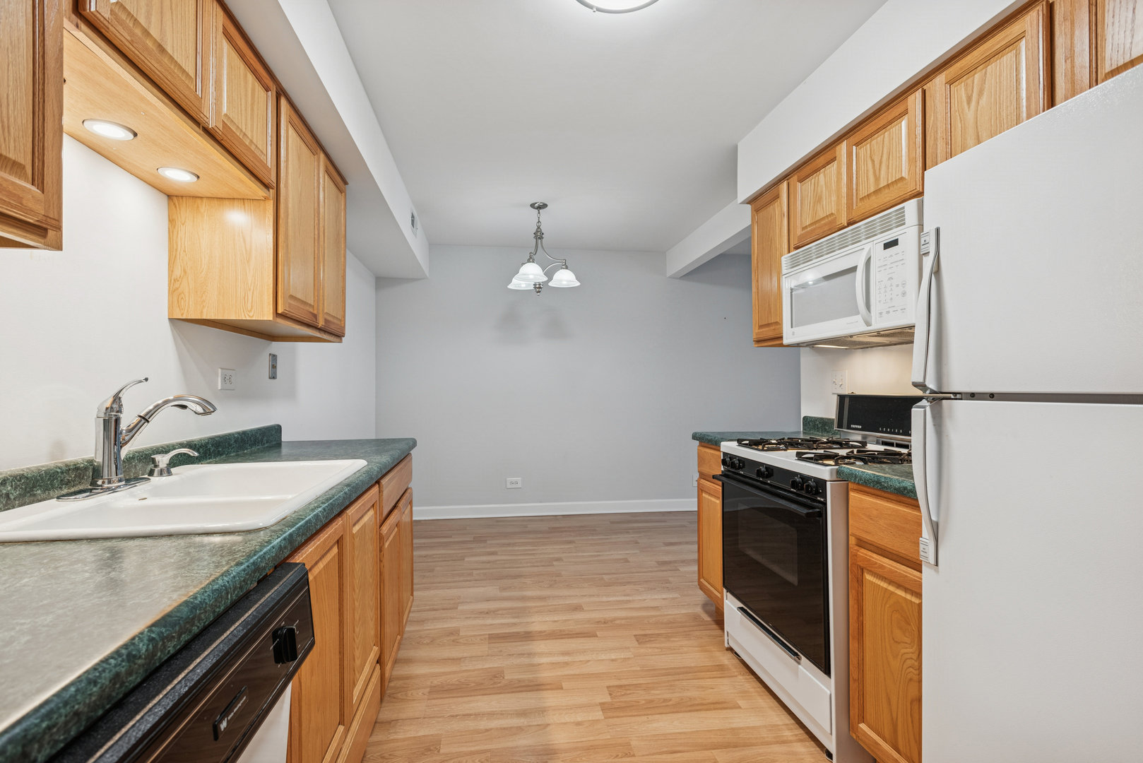 Elk Grove Village, IL 60007