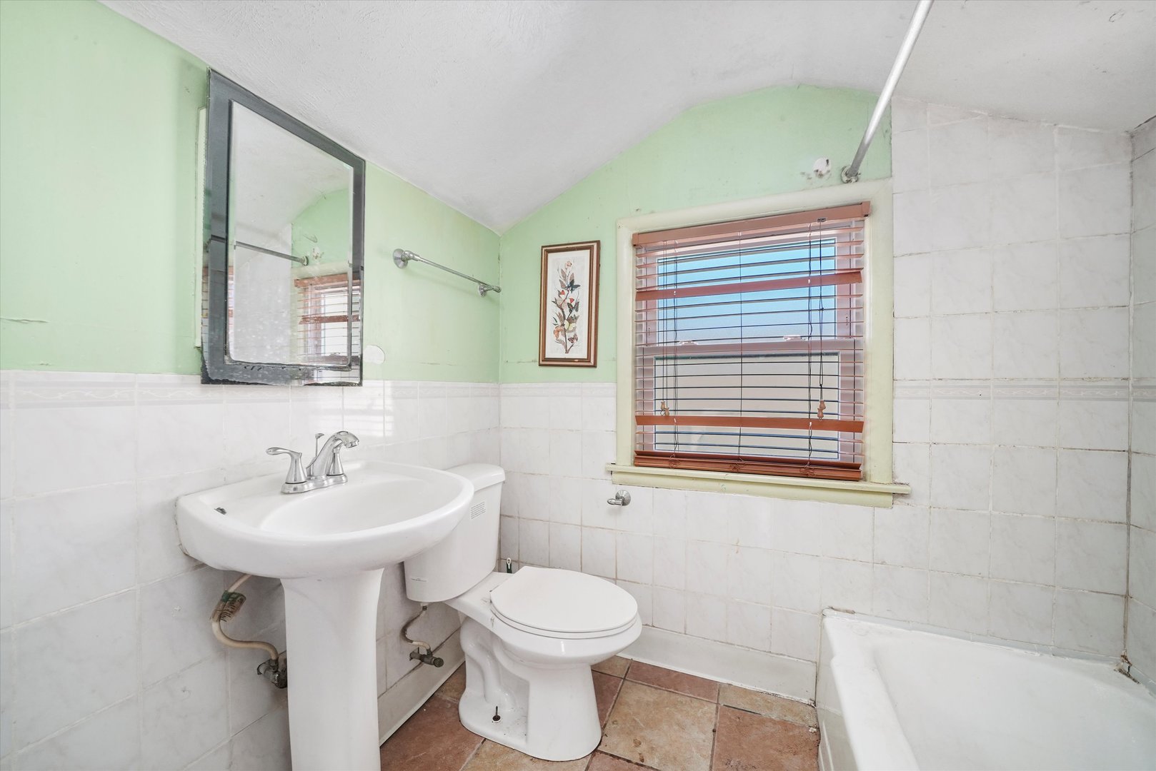 1430 S 10th Avenue, Maywood, IL 60153