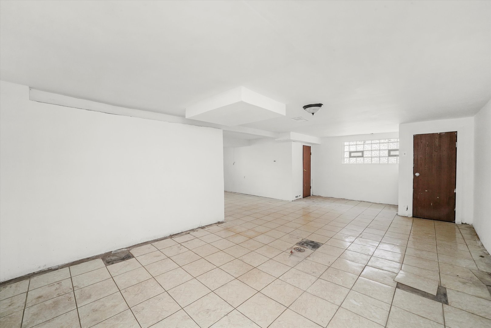 1430 S 10th Avenue, Maywood, IL 60153