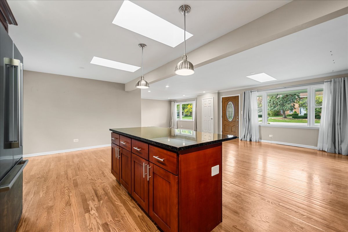 203 Coldren Drive, Prospect Heights, IL 60070