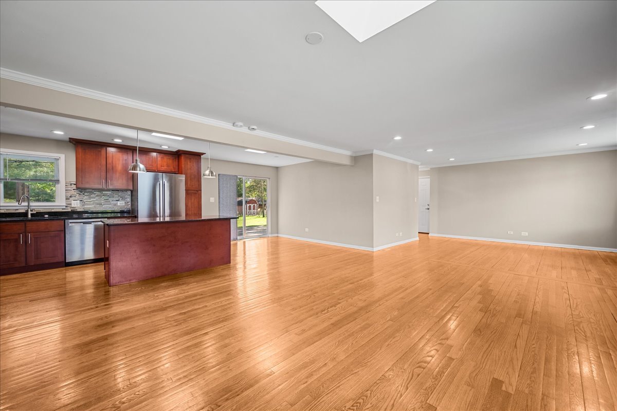 203 Coldren Drive, Prospect Heights, IL 60070