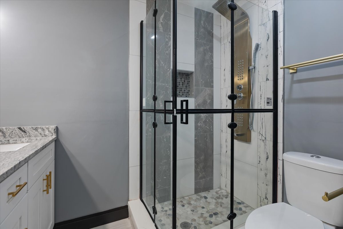 442-444 E 48th Street, Chicago, IL 60615