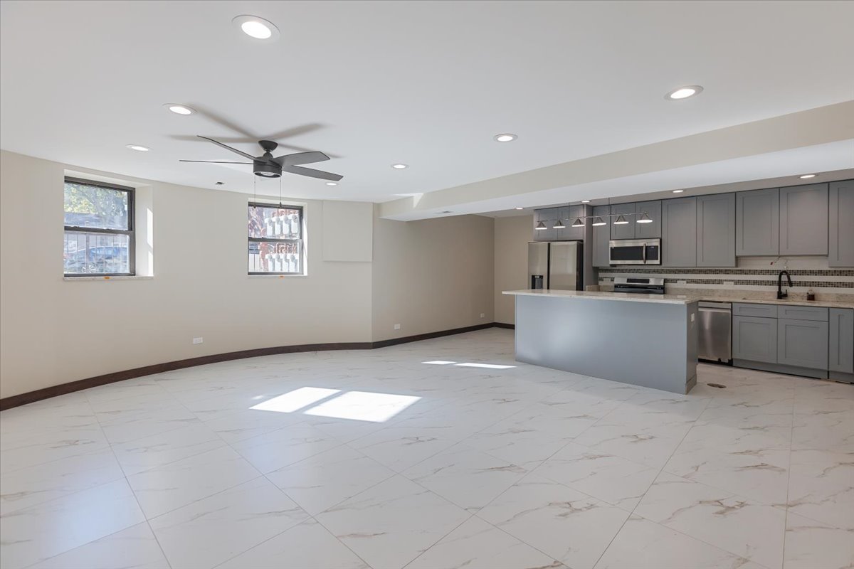 442-444 E 48th Street, Chicago, IL 60615