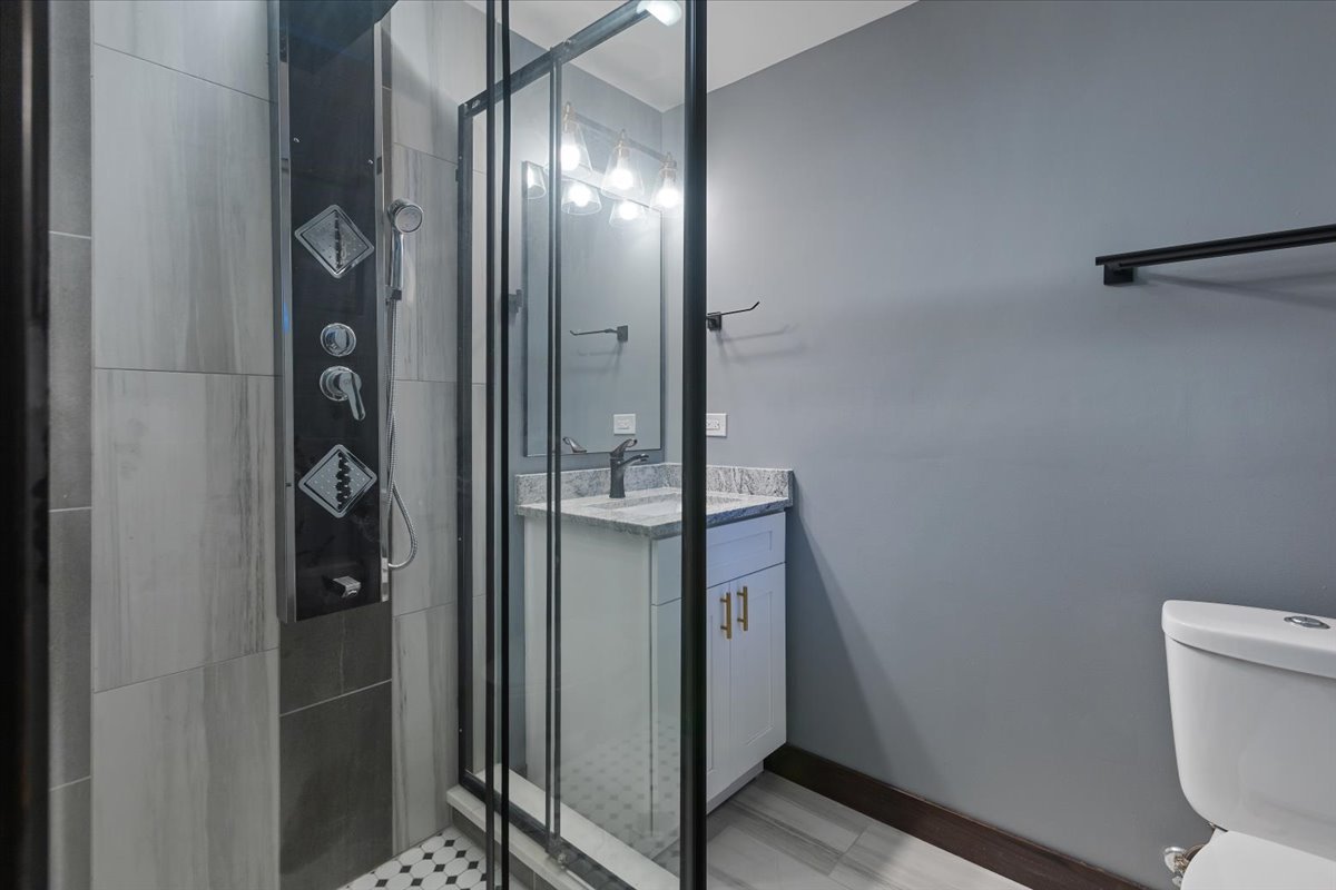 442-444 E 48th Street, Chicago, IL 60615