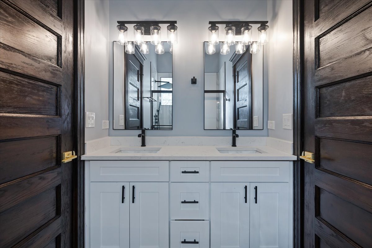 442-444 E 48th Street, Chicago, IL 60615