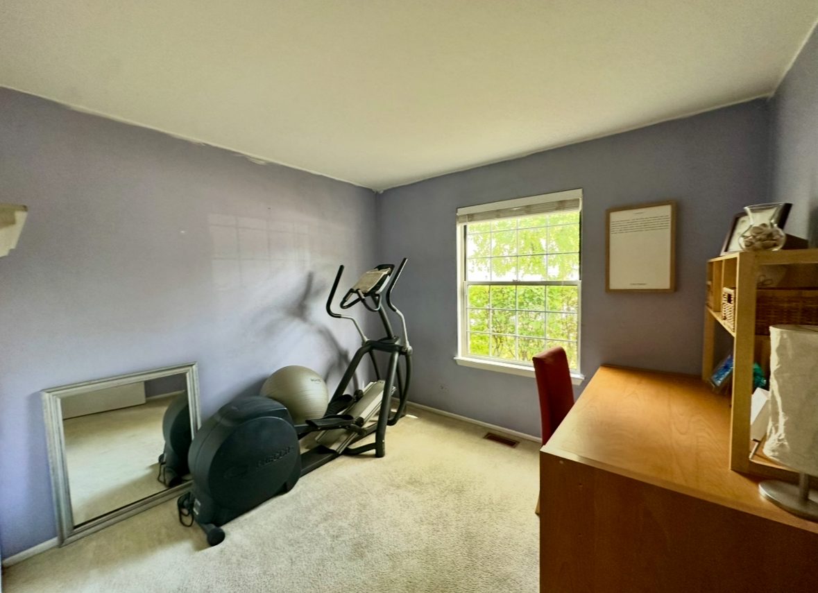 22 Waterbury Lane #N1, Schaumburg, IL 60193
