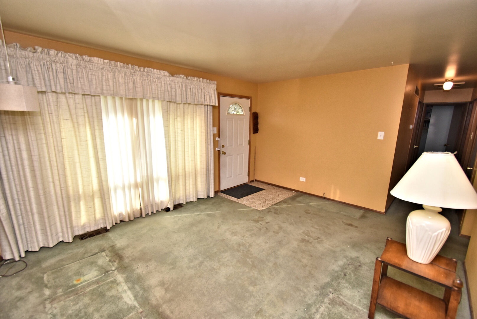 1354 E 158th Street, South Holland, IL 60473