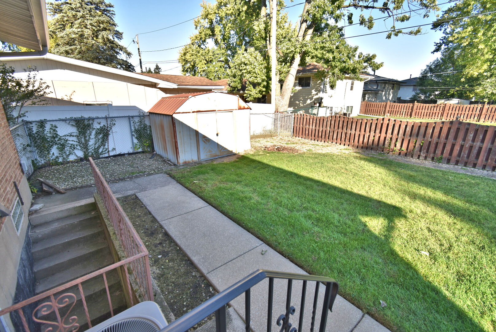 1354 E 158th Street, South Holland, IL 60473