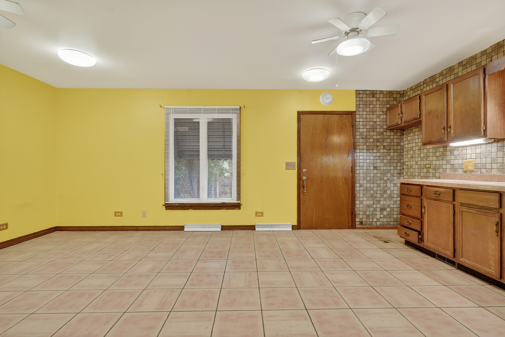 5359 S Nordica Avenue, Chicago, IL 60638